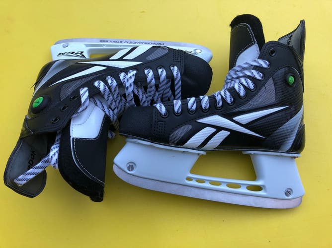 Hockey Skates Senior New Reebok Regular Width Pro Stock Size 7.5