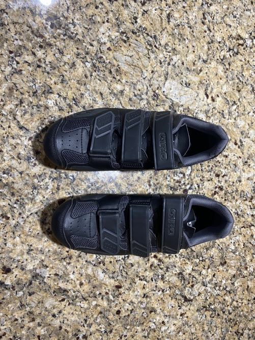 Men's Size 9.5 Giro  Bike Shoes