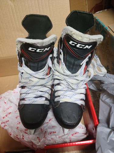 Hockey Skates CCM JetSpeed FT460