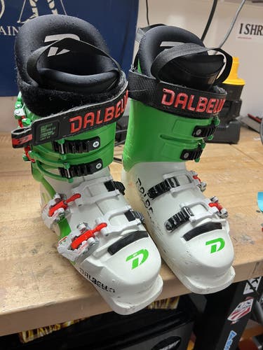 Dalbello DRS 22.0/22.5 Jr Ski Race Boot 75 Flex - Great Boot!!