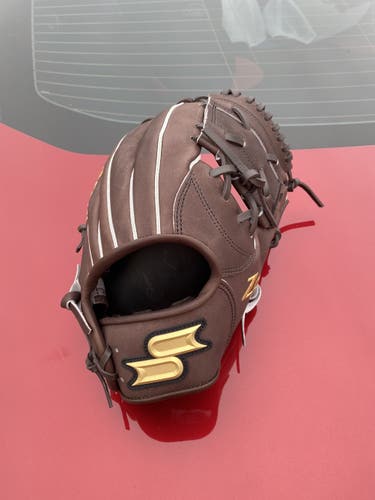 New Right Hand Throw 11.5" Ikigai Baseball Glove Baez