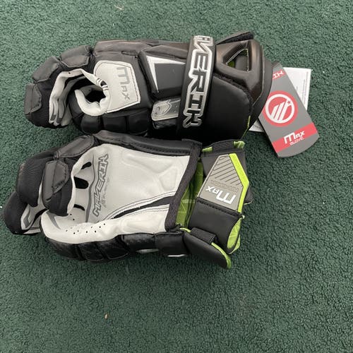 Maverik Max 2022 Gloves Size L (Brand New)