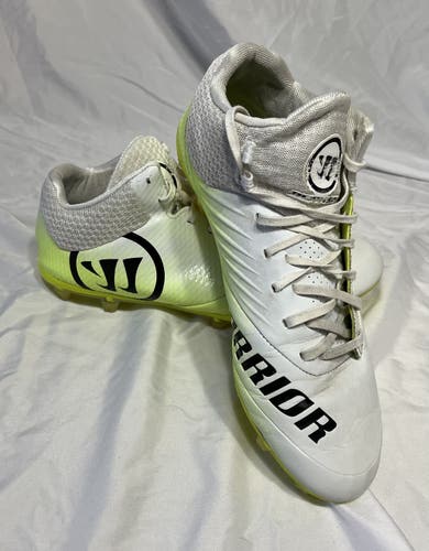 White Men's Molded Cleats Warrior Burn 9.0