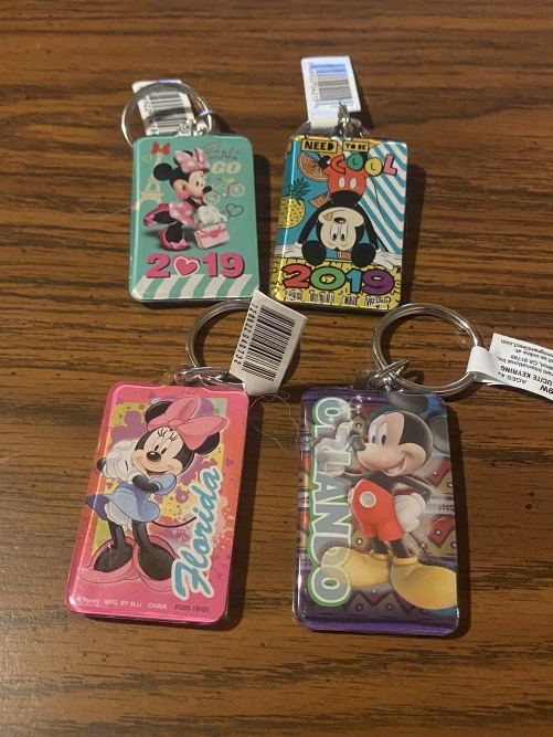Walt Disney World Mickey & Minnie Mouse 4 Keychains
