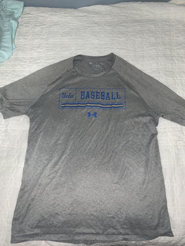UCLA Baseball Blue Used Large Under Armour Shirt