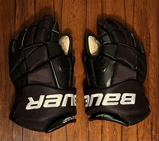 Bauer Vapor X 7.0 Hockey Glove - 14”