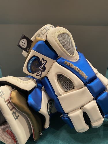 NEW Charlotte Hounds Maverik Rome NXT gloves