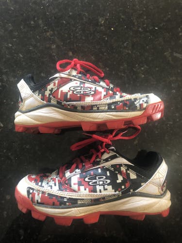 Red Youth Molded Cleats Low Cut
