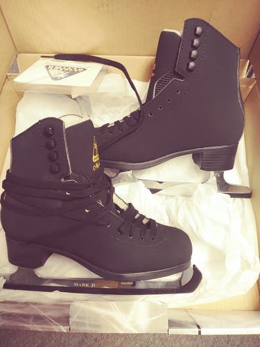 Black Figure Skates New Jackson Ultima JS1593 Size 3.5 boys