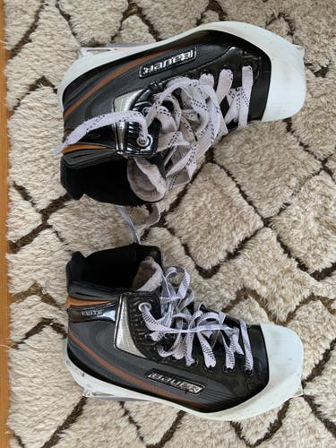 Senior Bauer Elite Goalie Skates Size 5.5