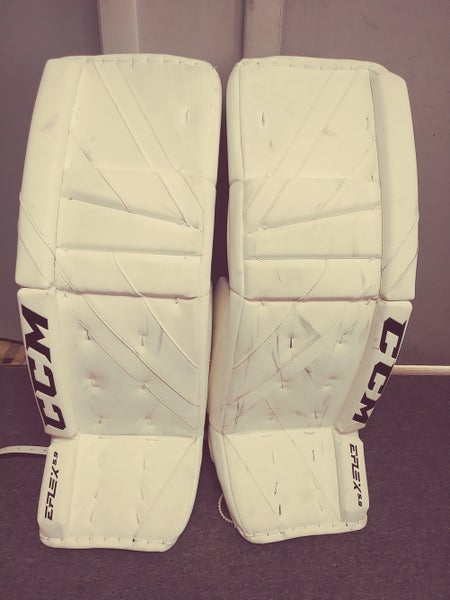 CCM EFLEX 5.9 White Goalie Leg Pads Used Senior 34" +1"