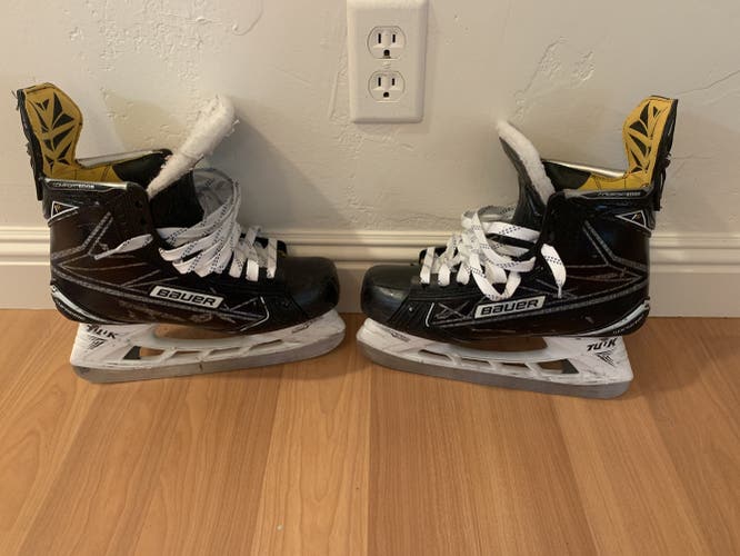 Senior Bauer Regular Width Pro Stock Size 7.5 Supreme 1S Hockey Skates
