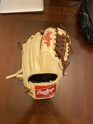 High School/College Pitcher's 11.75" Pro Preferred Baseball Glove
