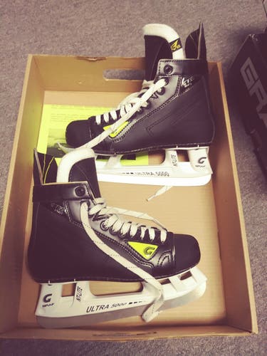 Graf G735 Pro Size 5.5 Hockey Skates New Junior
