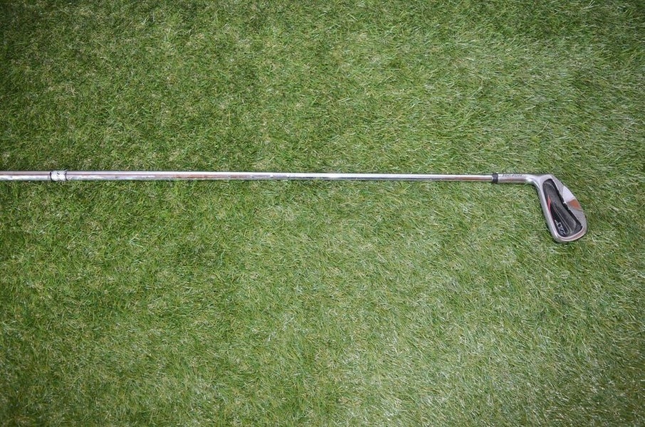Top Flite 	XLTi	9 Iron 	Right Handed 	37.5"	Steel 	Stiff	New Grip
