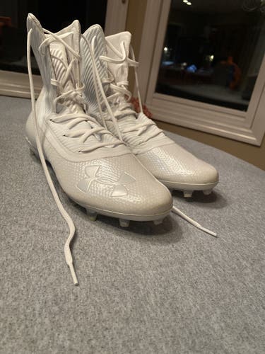 White Used Size 11 (Women's 12) High Top Highlight