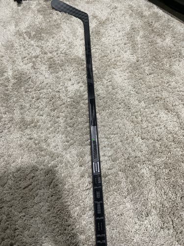 Intermediate Left Hand Toe Pattern  Ribcor Trigger 6 Hockey Stick