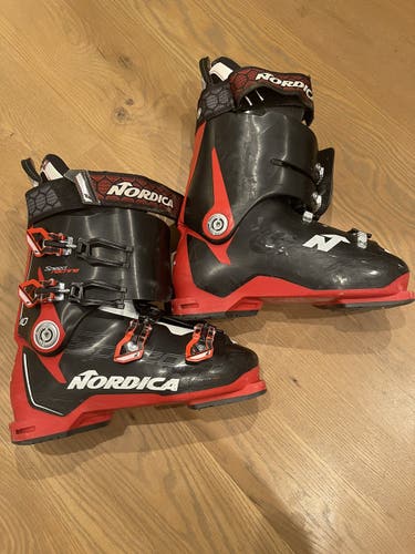 Men's All Mountain Medium Flex Speedmachine 110 Ski Boots