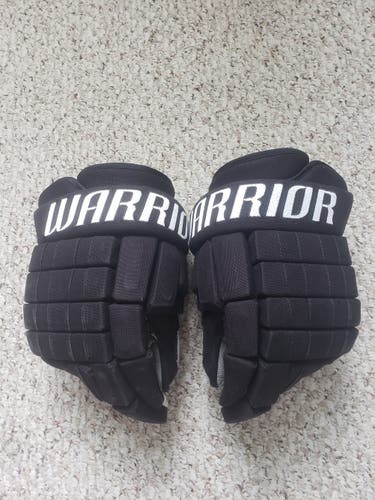 15" Warrior Franchise Gloves