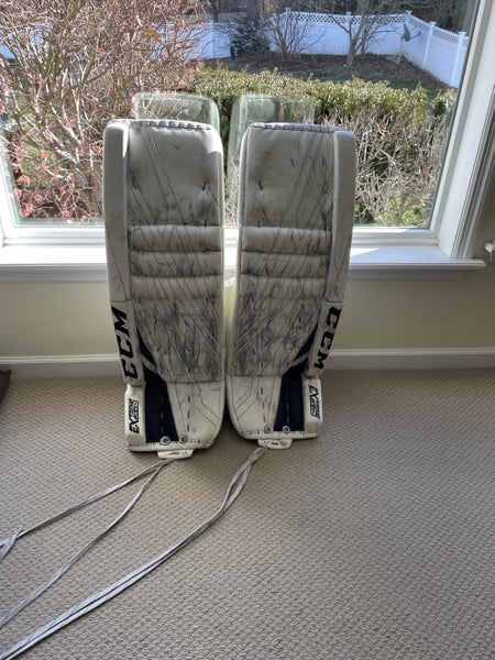 White Senior 35" CCM Pro Stock Eflex4 Goalie Leg Pads