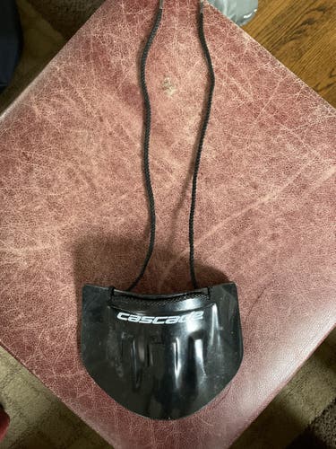 Cascade Lacrosse Goalie Throat Guard