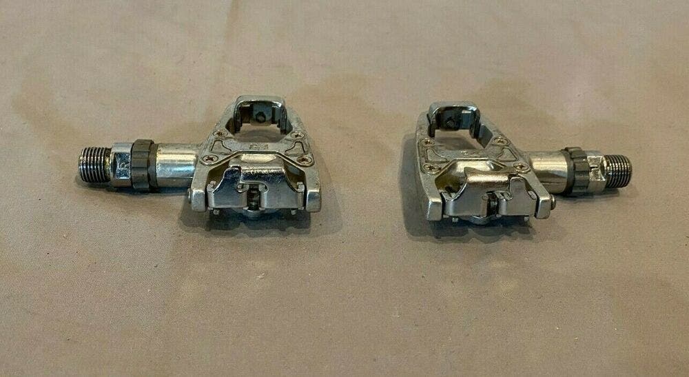 Wellgo LU961 Alloy Road Pedals With Clips And Straps