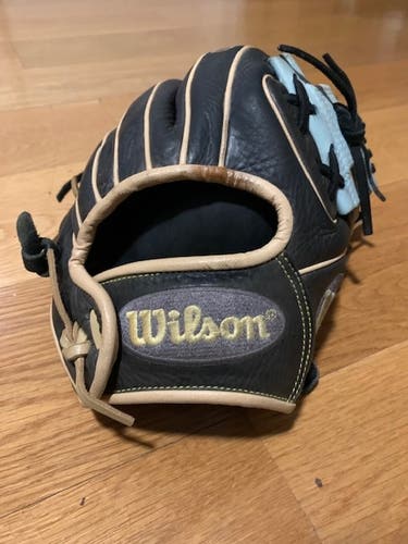 Black Baseball Glove Used Wilson Right Hand Throw Infield A1000 11.5"