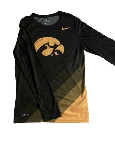 New The Nike Tee Dri-Fit LS Iowa Hawkeyes Tigerhawk  Logo Tee Shirt Black S