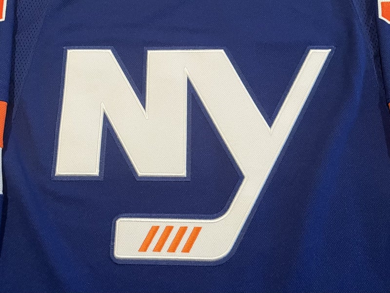 Mathew Barzal - New York Islanders - 2018-20 Adidas Alternate Jersey sz 46  (S)