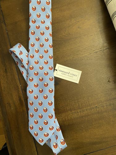 Vineyard Vines NY Islanders Tie *BRAND NEW