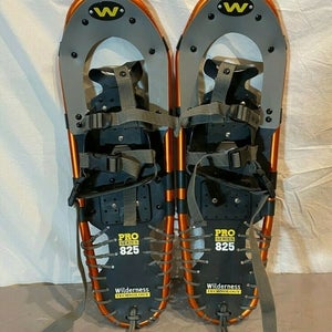 Wilderness Technology Pro Series 825 8" x 26" Aluminum Framed Snowshoes GREAT
