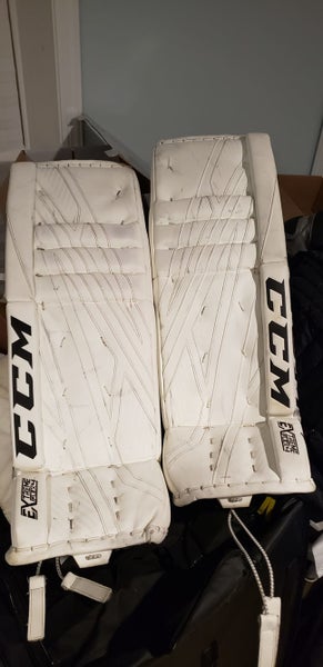 CCM E FLEX4 PRO White Goalie Pads Used Senior 34" MINT Condition