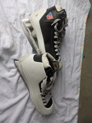 Riedell Goalie Skates Senior Used Regular Width Size 9.5