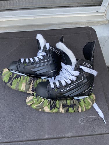Used CCM Size 8 RibCor 40K Hockey Skates