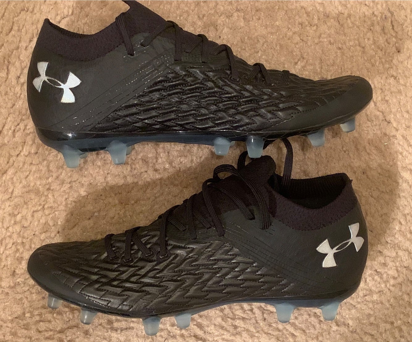 under armor clone cleats