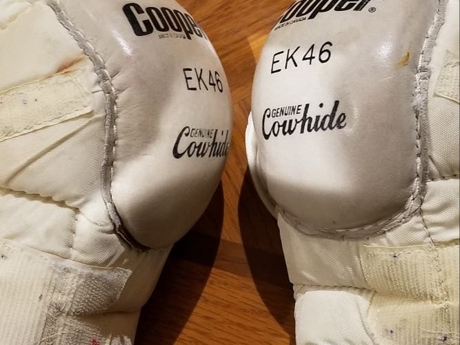 Vintage 70s Cooper Elbow Pads Med-Lge