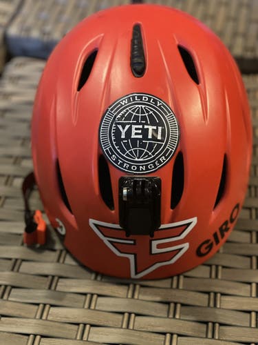 Giro Youth Medium Ski helmet