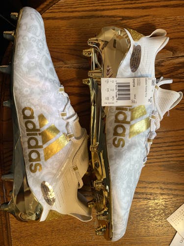 White Men's Molded Cleats Low Cut adizero