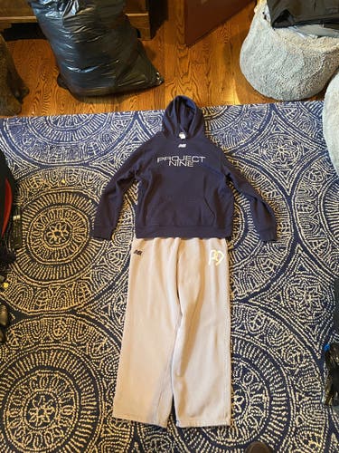 2018 Project 9 Sweatsuit