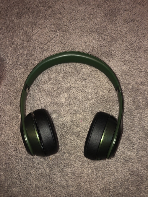 Beats Solo 2 Wired by Dr Dre Hunter Green
