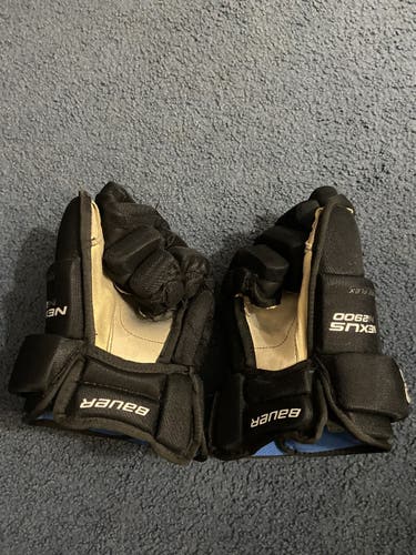 Black Senior Bauer 13" Nexus N2900 Gloves