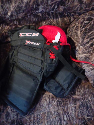 Hockey Goalie Pants New YOUTH Small CCM