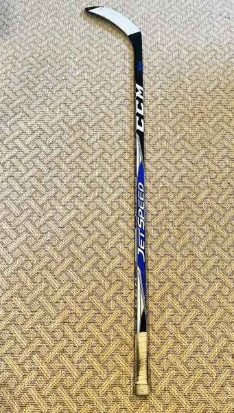 Lightly Used Right Hand CCM JetSpeed Hockey Stick P28 McDavid (30 Flex JR)