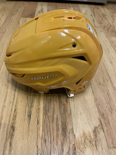 Bauer Hyperlite Helmet Size S/M