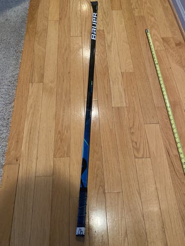 Senior Left Hand  Pro Stock Nexus Geo Hockey Stick