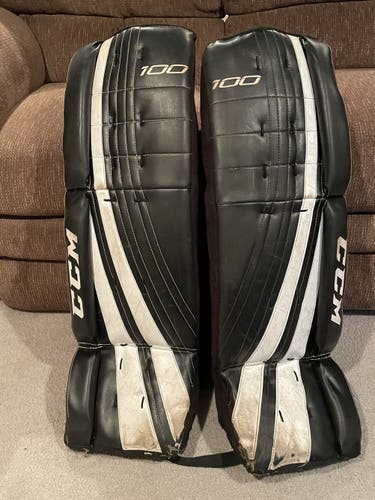 CCM 100 Street Hockey Pads