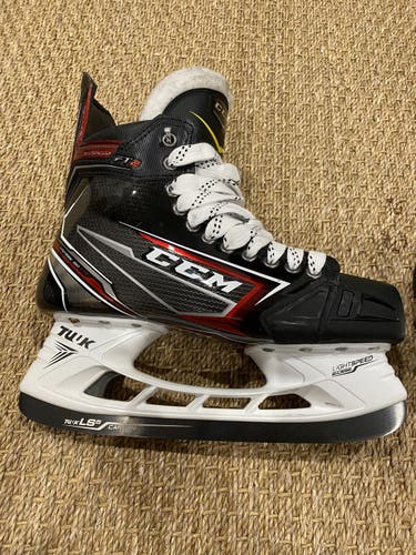 New Senior CCM Regular Width Pro Stock Size 8.5 JetSpeed FT2 Hockey Skates W Upgraded Holders Tongue