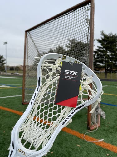 New Player's Strung Crux 600 Head