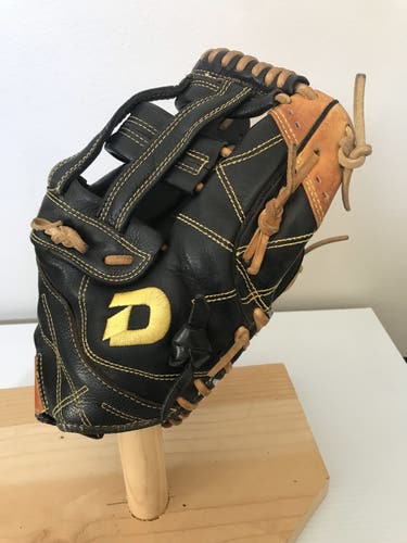 DeMarini Diablo RHT 12.5” Baseball Glove