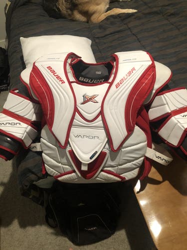 Used Large Bauer  Vapor 1X Goalie Chest Protector